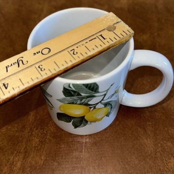 Royal Norfolk White Ceramic Mug With Lemon Print - Picture 5 of 6